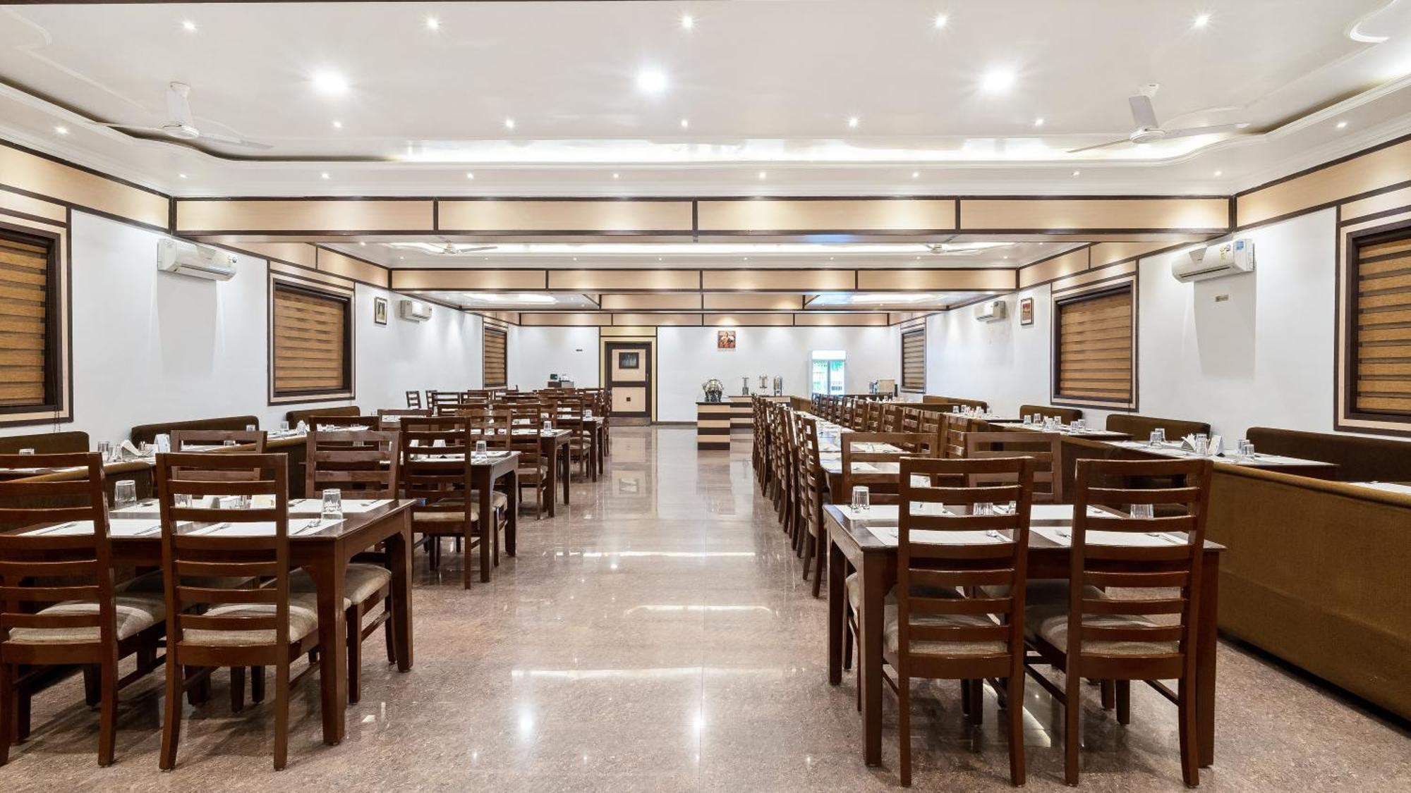 Niranjana Hotel Bodhgaya Luaran gambar