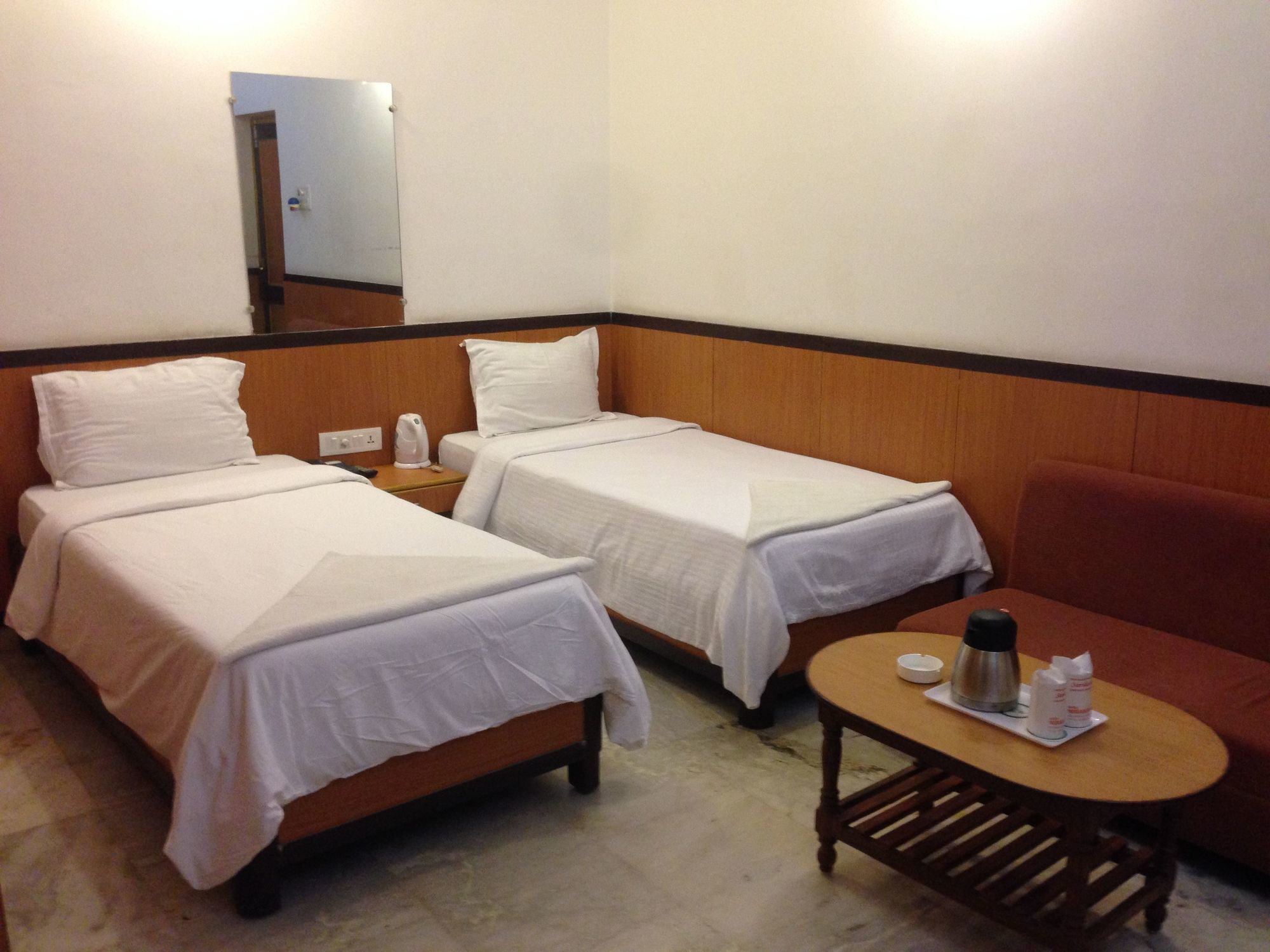 Niranjana Hotel Bodhgaya Bilik gambar