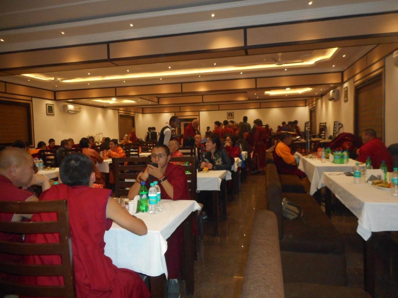 Niranjana Hotel Bodhgaya Luaran gambar